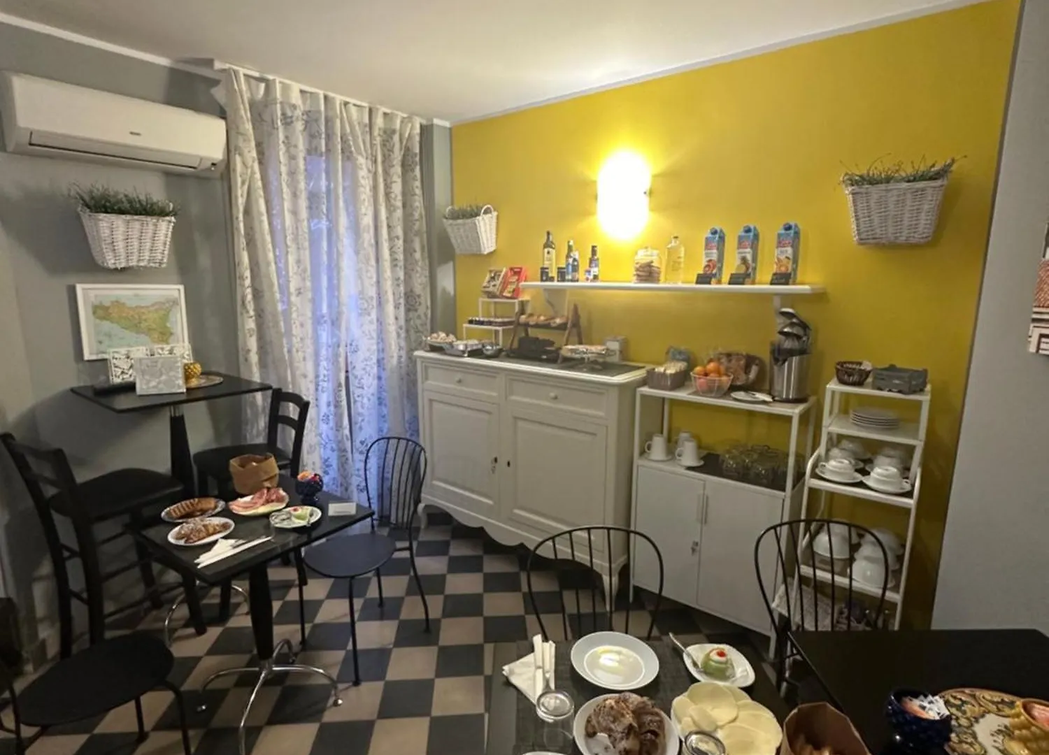 לינה וארוחת בוקר קטאניה B&B I Puritani